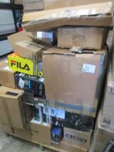 lot 271 image: Pallet of Unsold & Items with Issue...