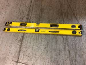 Lot of 2 FatMax 48 in. Non-Magnetic Aluminum Box Level by Stanley Customer Returns See Pictures