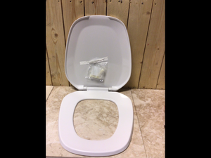 Eljer Emblem Round Closed Square Front Toilet Seat in White by CENTOCO  Customer Returns See Pictures