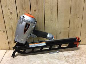 Pneumatic 3-12 in. 30-Degree PowerMaster Plus Clipped-Head Framing Nailer by Paslode Customer Returns See Pictures