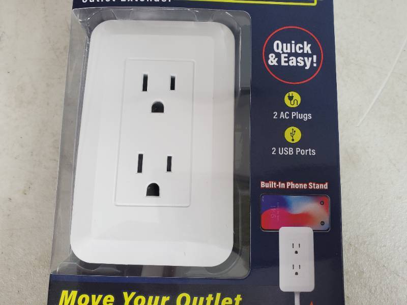 lot 11 image: New Presto Plug Outlet Extender