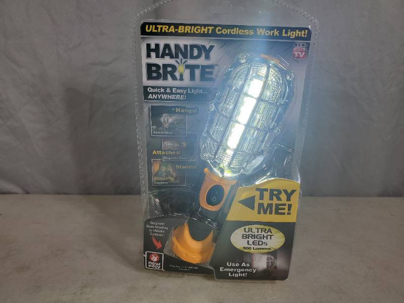 lot 16 image: New Handy Brite Ultra-Bright Work Light