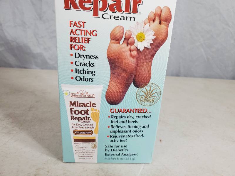 lot 13 image: New Miracle Foot Repair