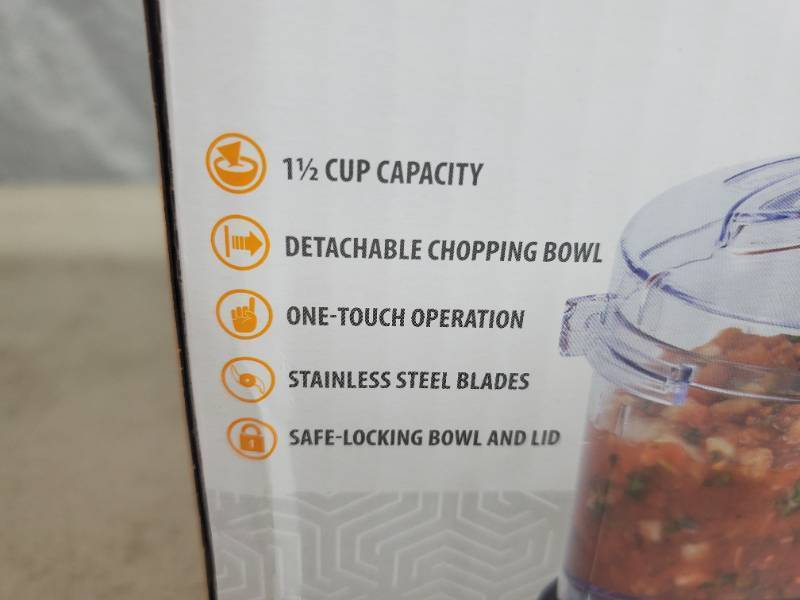 lot 126 image: New Toastmaster Mini Chopper