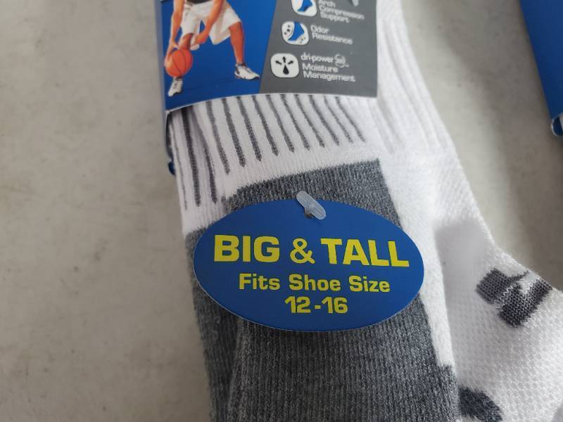 lot 144 image: 6 New Pair of Mens Big and Tall Socks