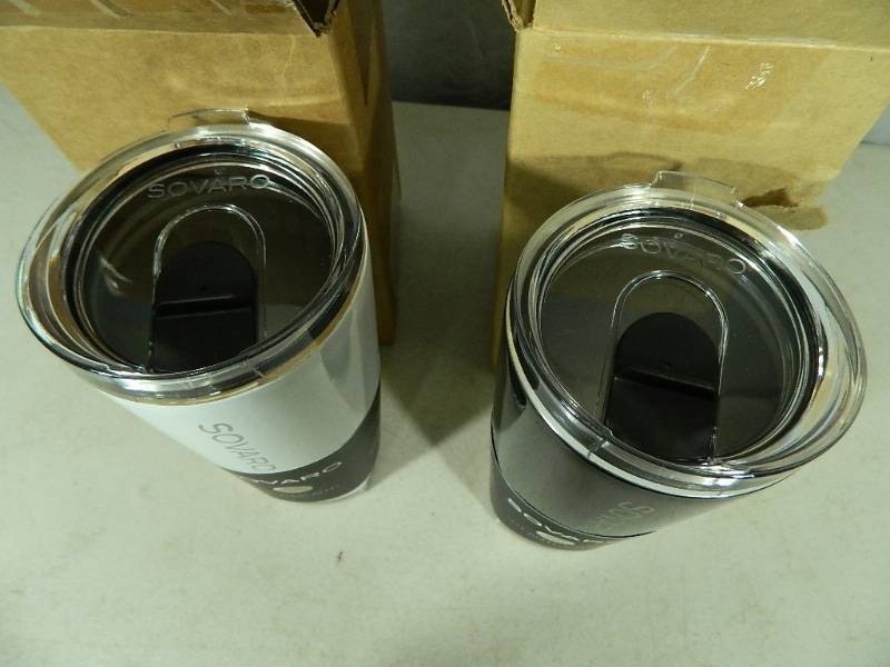 lot 234 image: 2 New Sovaro Stainless Steel Tumblers
