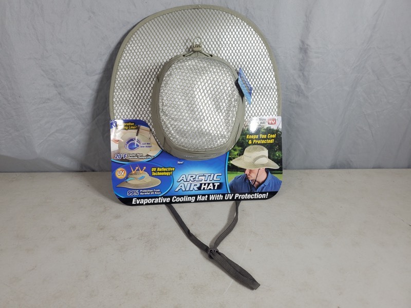 lot 89 image: New Arctic Air Hat