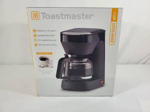 lot 40 image: New Toastmaster 5 Cup Coffee Maker