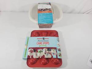 lot 95 image: New Nordic Ware Items