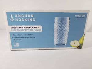 lot 125 image: New Anchor Hocking 8 Piece Glass Set