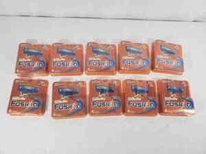 lot 160 image: 40 New Gillette Fusion Razor Cartridges