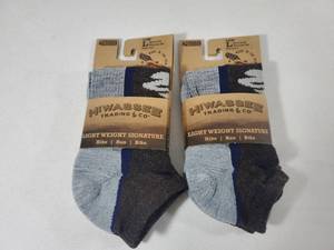 lot 163 image: 2 New Pair of Hiwassee Trading Co Merino Wool Low Socks