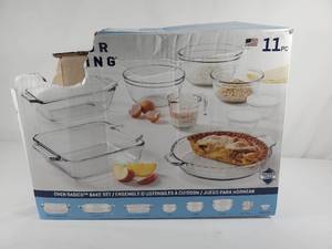 lot 169 image: New Anchor Hocking 10 Piece Bake Set
