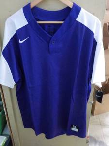 lot 2 image: 7 Nike Dri Fit Purple with White Sh...