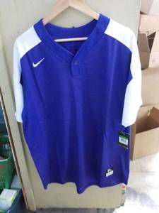 lot 5 image: 7 Nike Dri Fit Purple with White Sh...