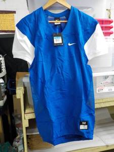 lot 12 image: 7 Nike Royal Blue with White Sleeve...