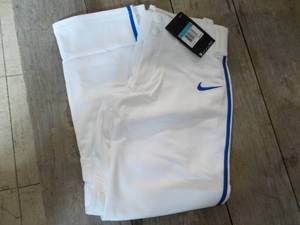 lot 22 image: 8 White with Royal Blue Stripes Nik...