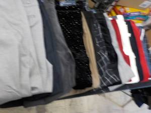 lot 35 image: 18 Talbots size 8P Clothing...
