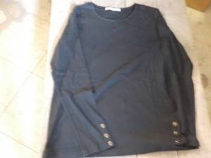 lot 46 image: 9 Brianna Tee Solid Black Long Slee...