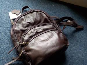 lot 50 image: Canyon Leather Back Pack...