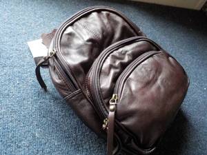 lot 52 image: Canyon Leather Back Pack...