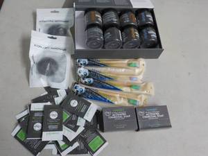 lot 157 image: Bemindful and InVitamin Sample Pkg...