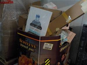 lot 161 image: Pallet of Overstock, Returns, and L...