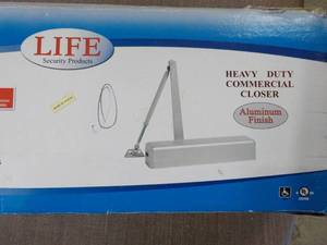 lot 170 image: Life Heavy Duty Commercial Closer A...