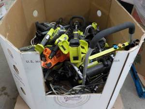 lot 181 image: Pallet of Tools for Parts- sold as ...
