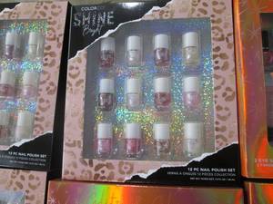 lot 71 image: 5 Sets Color Co. 12 pc Nail Polish ...