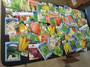 lot 86 image: 75 Packet Garden Seeds...