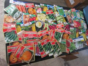 lot 88 image: 75 Packet Garden Seeds...