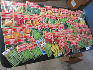 lot 90 image: 75 Packet Garden Seeds...