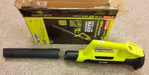 lot 44 image: Ryobi 200 cfm 18v blower, TOOL ONLY
