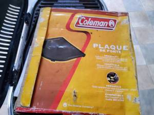 lot 11 image: Coleman gas grill