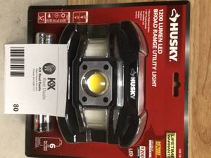 Husky 1200 Lumens Broad Range Utility LED Light