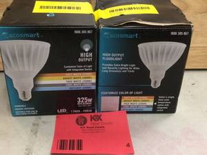 lot 4 image: EcoSmart 325-Watt Equivalent PAR38 Dimmable Flood LED Light Bulb with Selectable Color Temperature 2730354050K(1-pack) 2 units open box