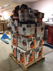 lot 105 image: Pallet with assorted Ridgid shop Vacs various models and conditions open box customer returns