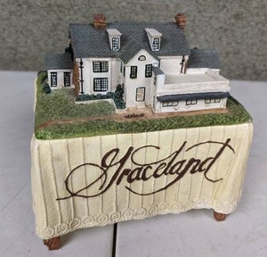 lot 89 image: Official Graceland Music Box I Cant Help Falling in Love