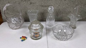lot 87 image: Assorted Glass Bowls, Baskets and Dishes