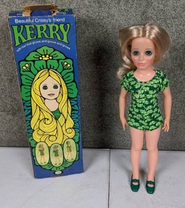 lot 78 image: Vintage Ideal Crissys Friend Kerry Growing Blonde Hair Doll