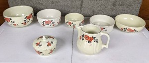 lot 53 image: Vintage Hall Kitchenware Collection