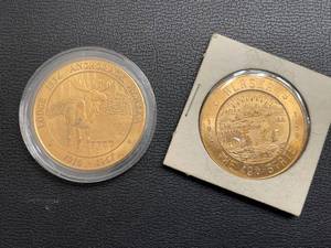 lot 18 image: 2 Alaska Tokens