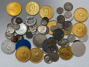lot 19 image: Lot of Tokens