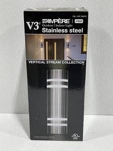 V3 Stainless Steel Vertical Light
