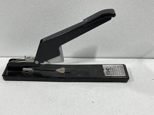 Heavy Duty Stapler