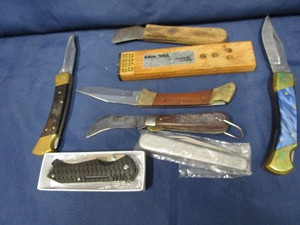 Folding Knives with Buck