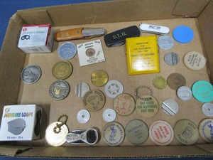 Tokens, Loupe, Knives