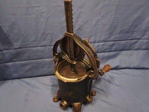 Vintage Sausage Press
