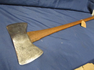 M.Wells Axe - Zenith #3